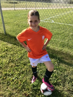 Image of Andie Morrison with her soccer ball