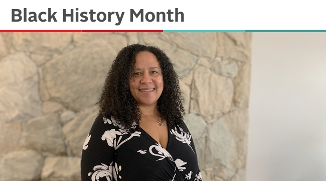 Anika McDonald, a Black employee at Canadian Blood Services holds a branded #BloodForLife photo frame. Anika is proud to be contributing to her organization’s efforts to promote diversity and inclusion.