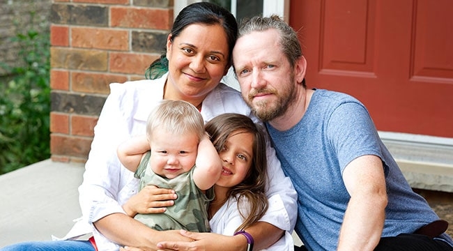 Cord blood donor Manny Ford and her family on the front porch